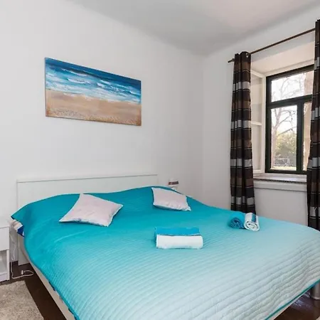 Thon - One-bedroom With Terrace And Garden View דירה *