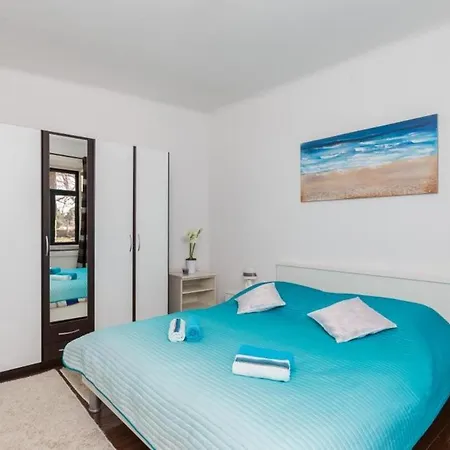 Thon - One-bedroom With Terrace And Garden View Appartamento *